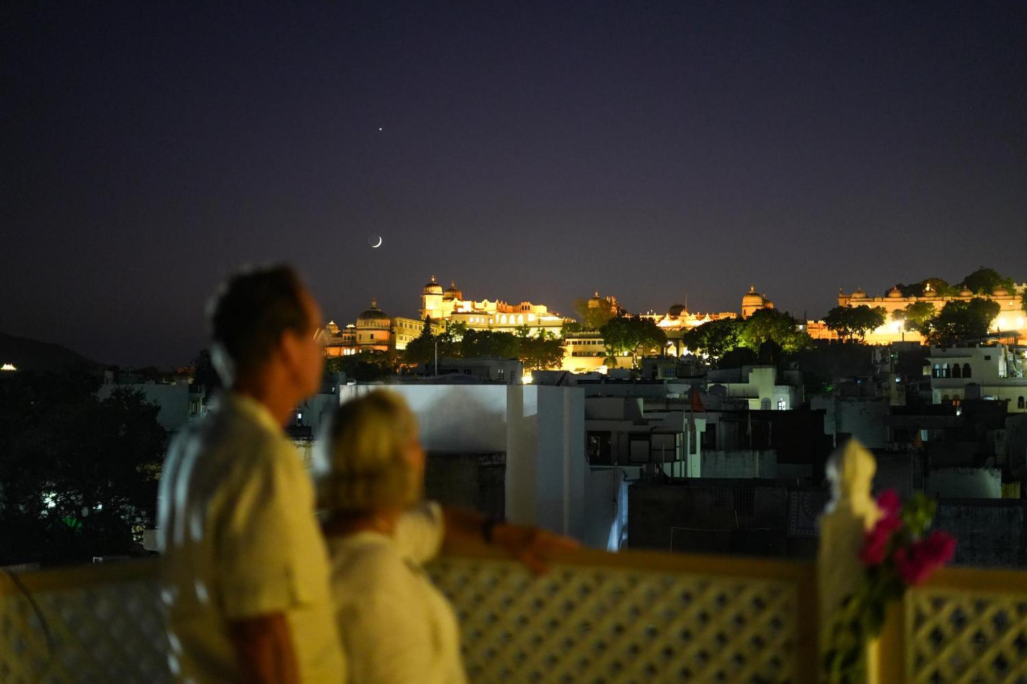 Petal Of Mewar - A Luxury Boutique Hotel Удайпур Екстериор снимка