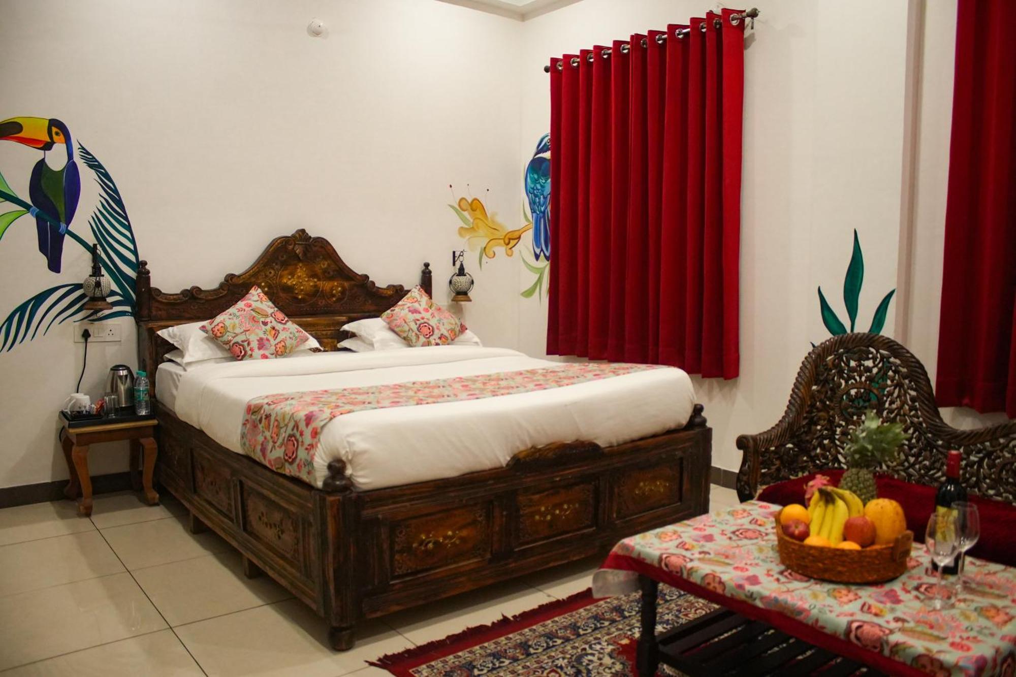 Petal Of Mewar - A Luxury Boutique Hotel Удайпур Екстериор снимка
